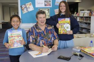 Author nurtures students’ creativity