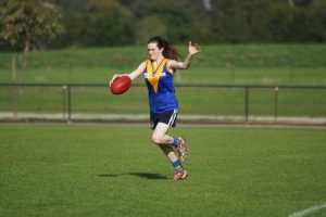 Macleod kicks a winner