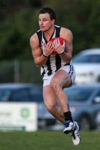 Winning vibe: black and white