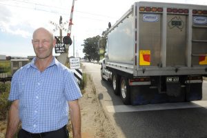 Plan to close Abbotts Road slammed