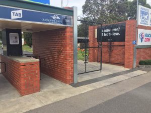 $300,000 Cranbourne Cup postponed due to strong winds