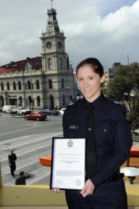 Officer’s determined efforts to help
