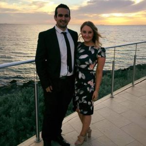 Roadside proposal gets right result