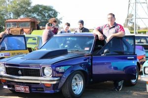 Holdens cruise into history