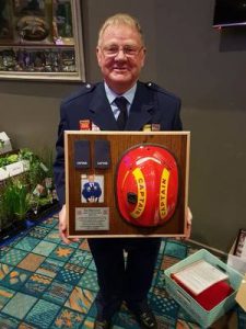 Ken steps down as captain