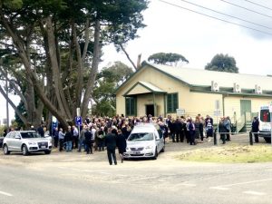 Community stalwart farewelled