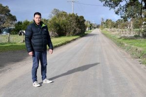 Push to seal roads