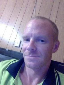 Police search Cranbourne scrub for missing man
