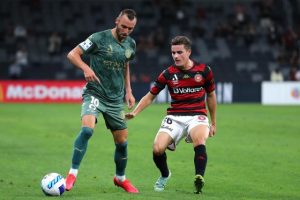Leckie uses his head