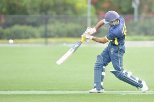 Hussey on the hunt