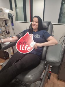 Devon Meadows firefighter donates to blood challenge