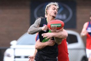Redbacks gain momentum
