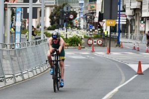 Howell survives low blow