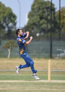 Cranbourne edge Parkfield in final-ball thriller