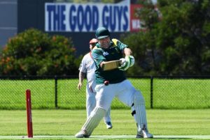 Bulls charge into top spot