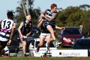 Contenders have their first crack