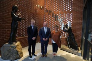New sculpture unveiled as part of new buildings at St Peter’s College