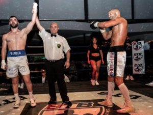 Dominant display from Dounias