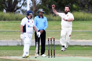 Terrific Terlaak tears through Cobras batting with 8-fa