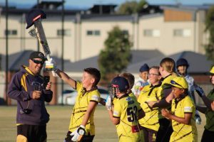 Young gun Easton blasts unbeaten 130