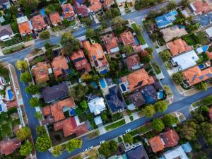 ‘Unsafe’ neighbours call for evictions