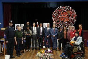 Hundreds attend Hampton Park ANZAC service