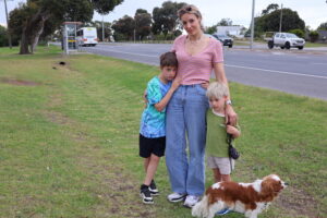 Calls grow for safer crossing in Tooradin